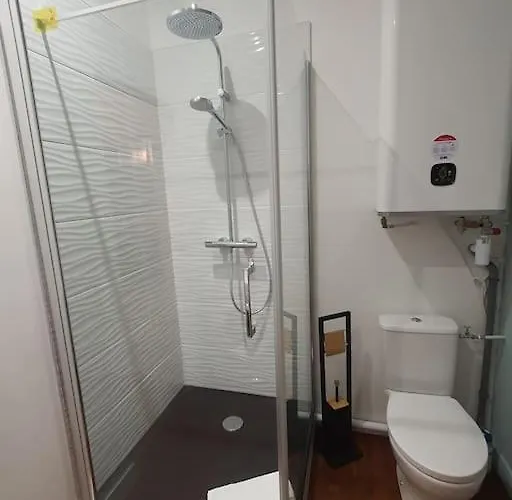 T2 Calme Vieux Basilique Апартаменты *