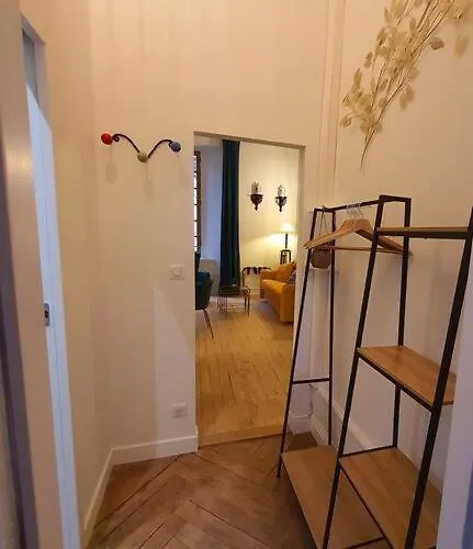 Апартаменты T2 Calme Vieux Basilique